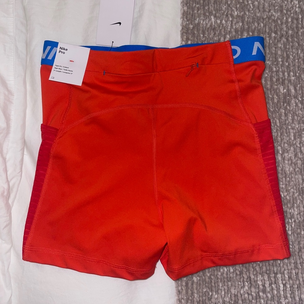 NWT! NIKE PRO SHORTS, XXL, DRI-FIT, 3", Orange / Blue Spandex - Picture 7 of 7